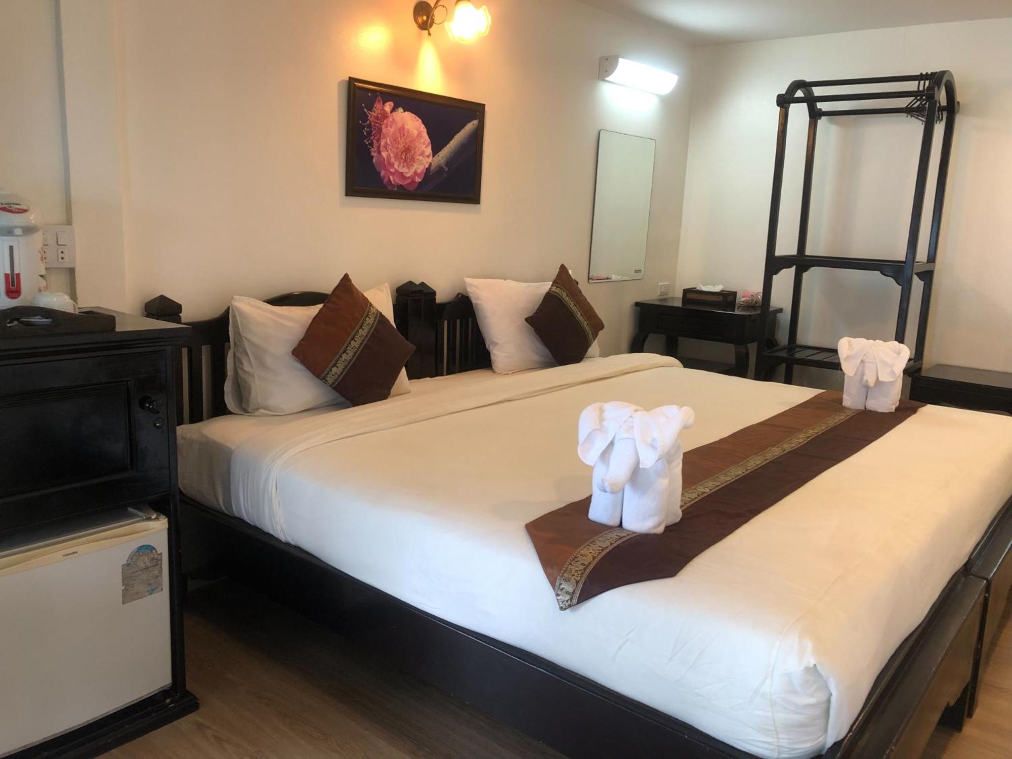 Standard Doppel- oder Zweibettzimmer mit Gartenblick